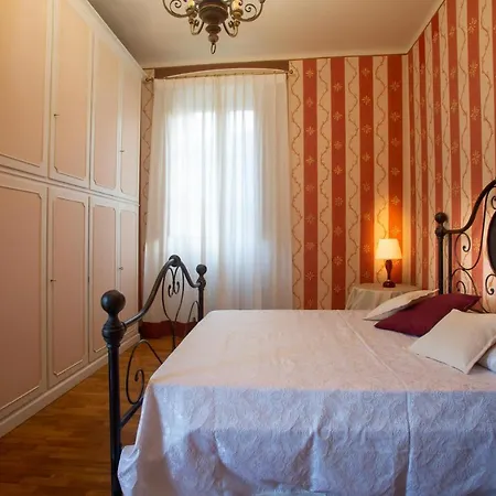 Villa Elizabeth Lucca Villa