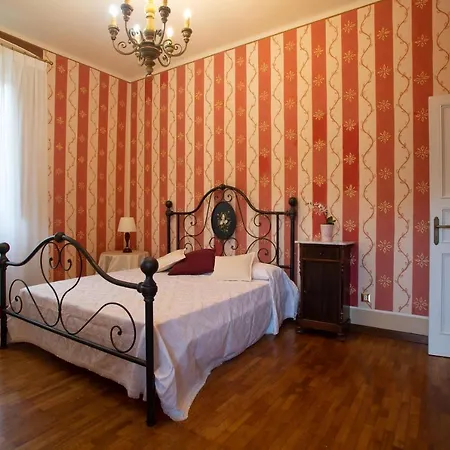 Villa Elizabeth Lucca *