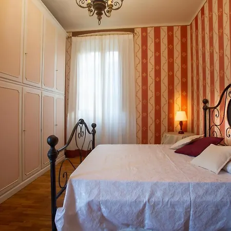 Villa Elizabeth Lucca Villa